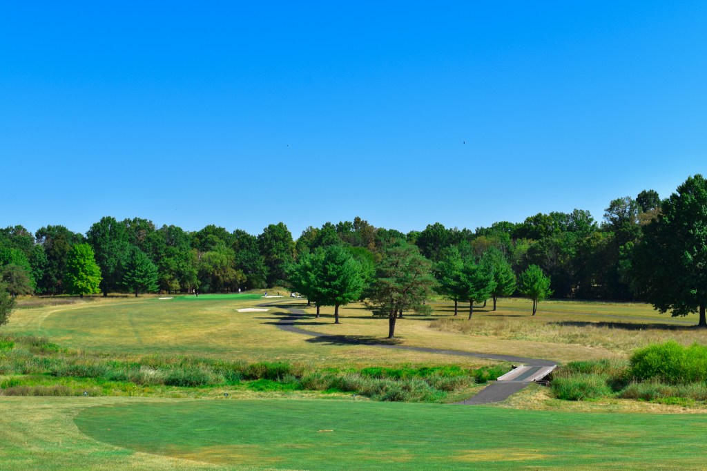 Looking to the green at Green Knoll Golf Course in Bridgewater NJ